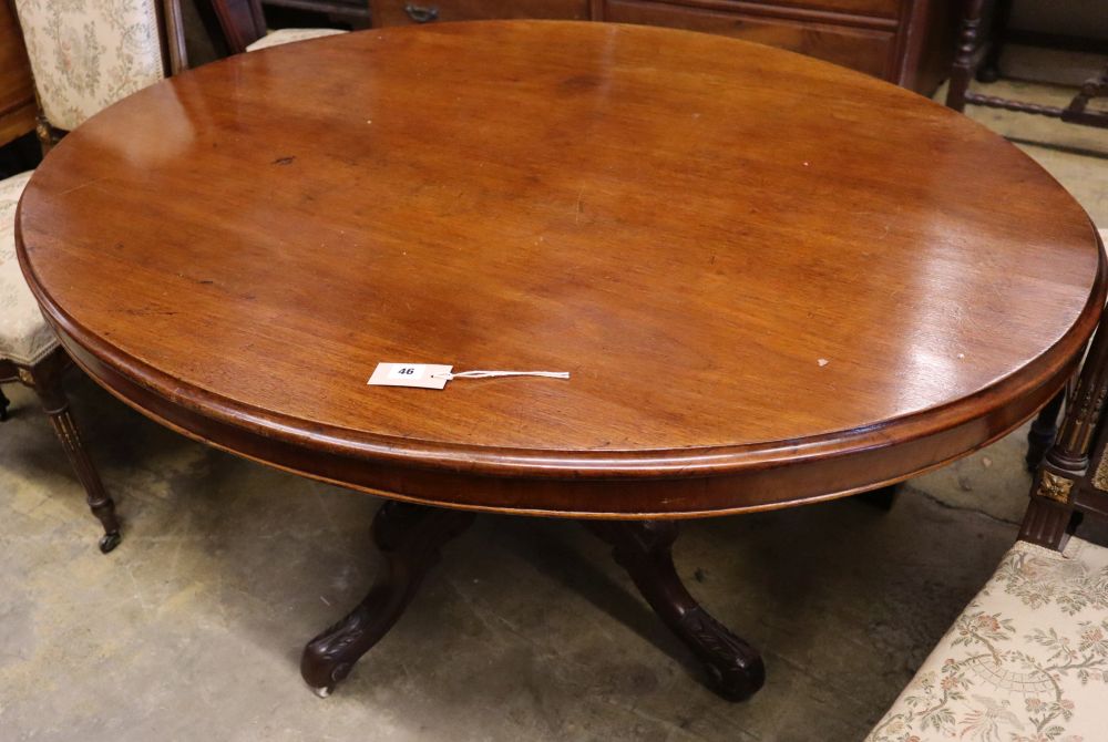 A Victorian mahogany tilt-top oval loo table, width 134cm depth 100cm height 74cm